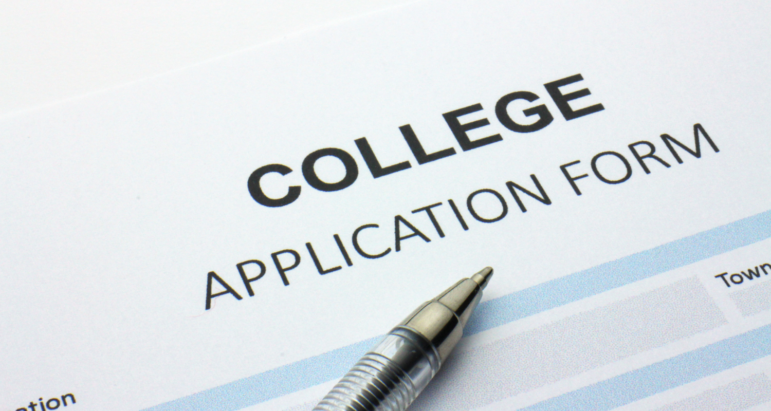 When Should You Apply to Colleges? Key Dates and Deadlines